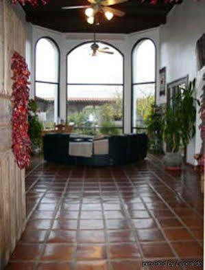 Casa De San Pedro Bed & Breakfast Hereford Extérieur photo